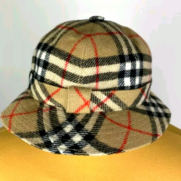 Burberry Accessories - AUTHENTIC BURBERRY VINTAGE NOVA CHECK TARTAN HAT